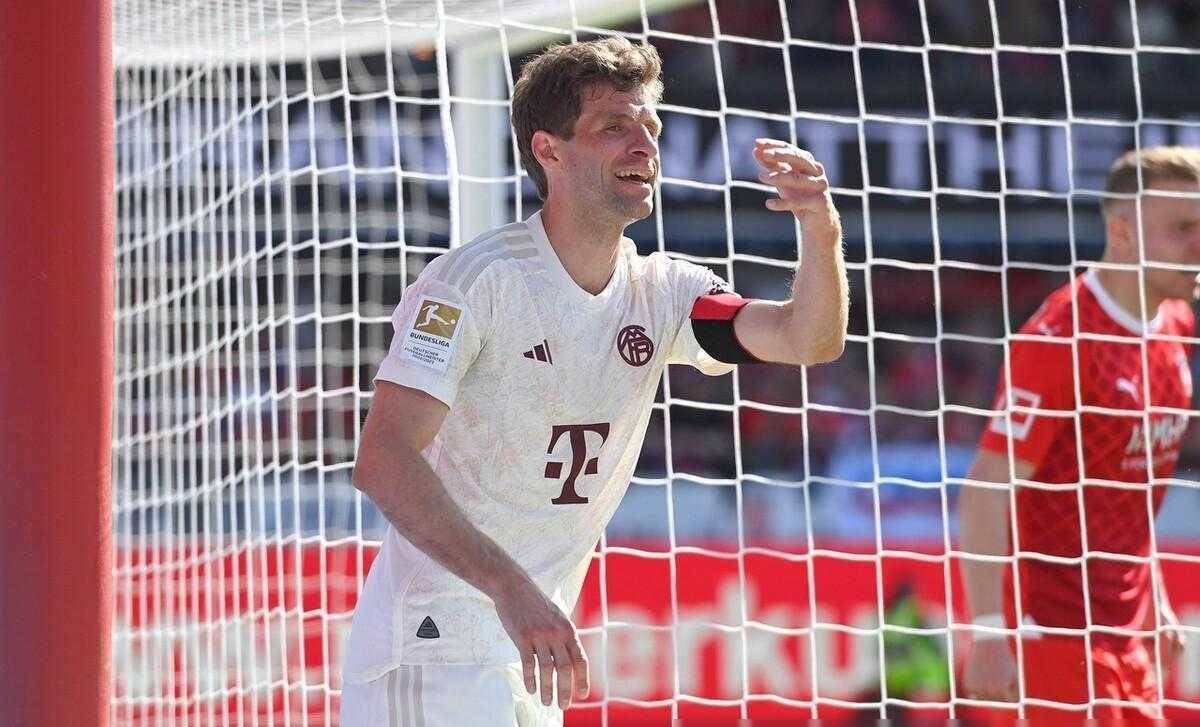 科维托娃关键节点赛况扑朔迷离，拜仁带队取胜！