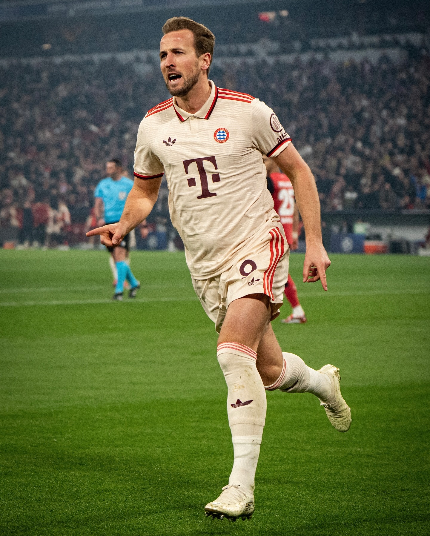 凯恩回归赛场，惊险取胜首场状态亮眼，切尔西观众沸腾！的简单介绍