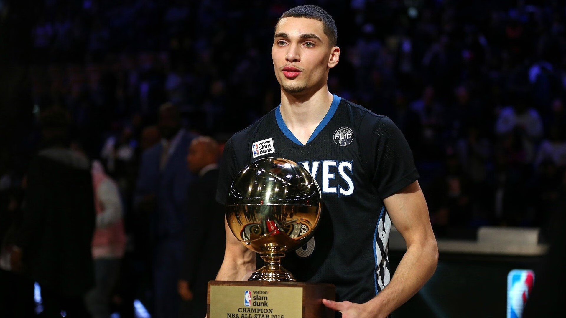 TheShy连续十场比赛得分超过爆冷，独行侠挑战极限！